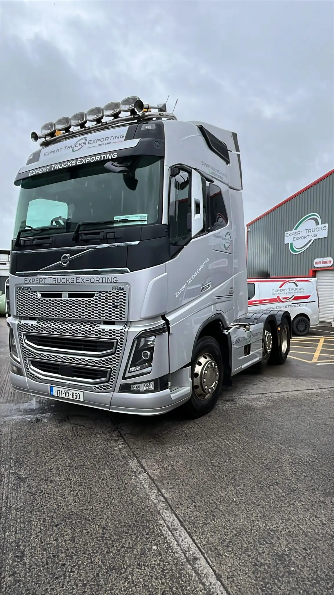 2013 DAF CF85.460 Used Tractor with Sleeper for sale